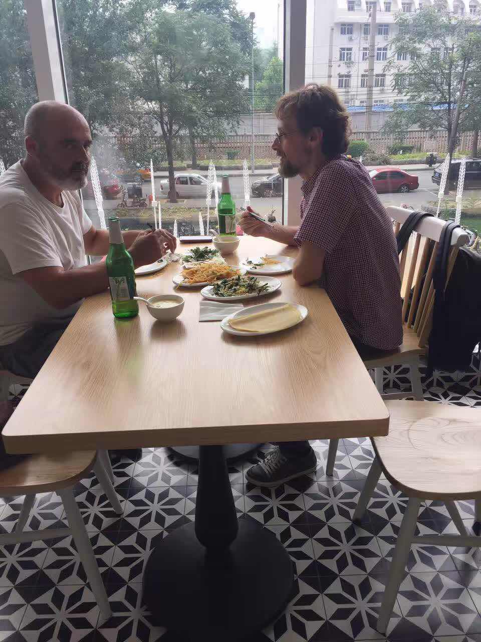 桐爷春饼：北京苹果社区最美好的餐厅人称江湖第二大暗器