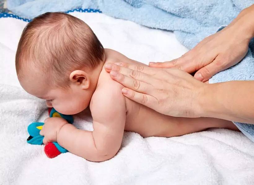 孩子老咳嗽有痰不会吐？这6个护理方法家长要记牢！