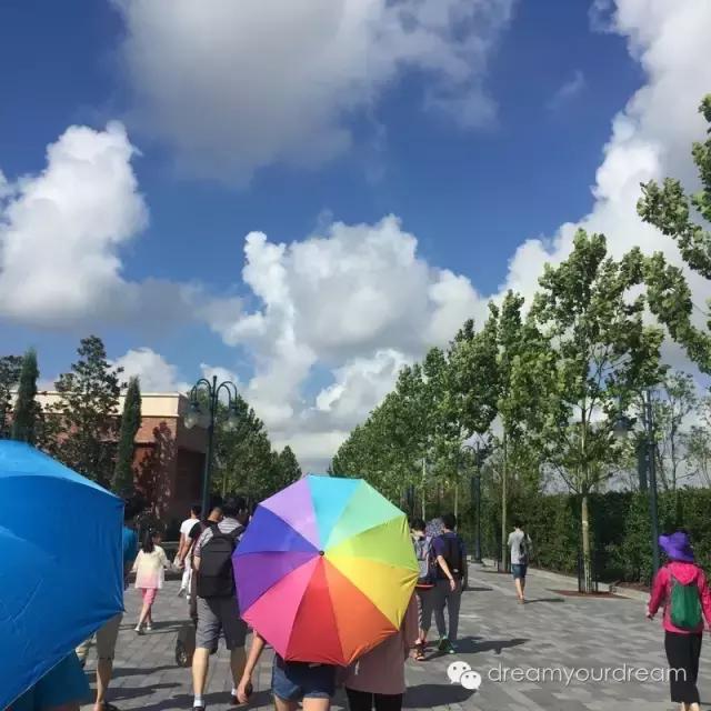 迪士尼世界好玩吗,迪士尼好玩吗真实评价