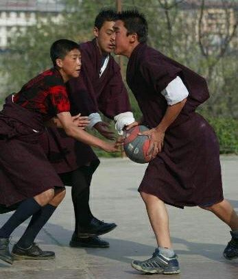 校服各国大比拼,我国校服大比拼