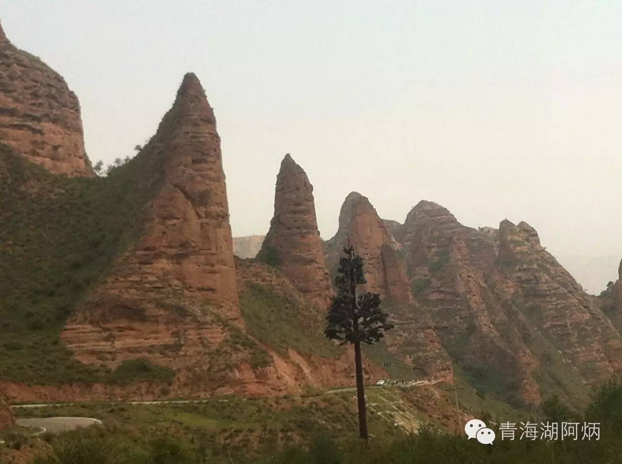 青海湖和沙坡头哪个更值得去,12月青海湖值得去吗