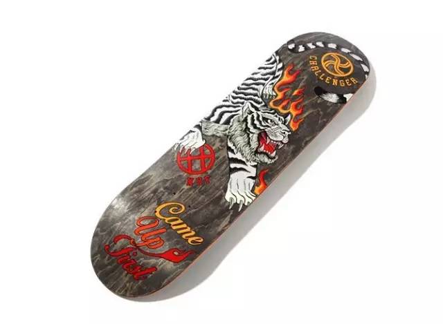 无HUF，不滑板？NO！HUF有的是性感潮范儿~