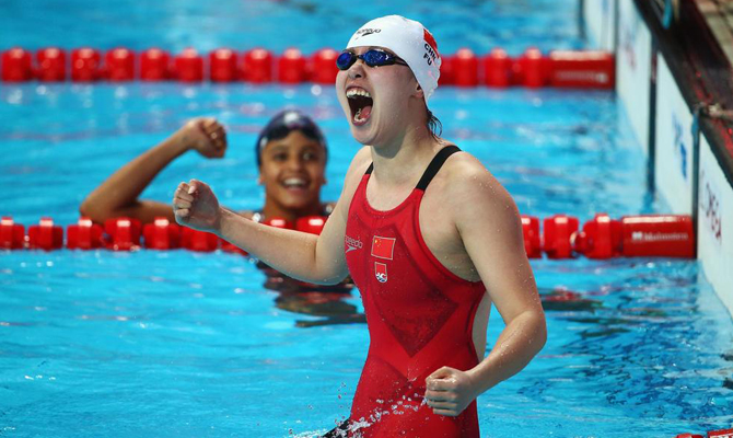 傅园慧抖音直播是真的吗,傅园慧网络直播小龙虾