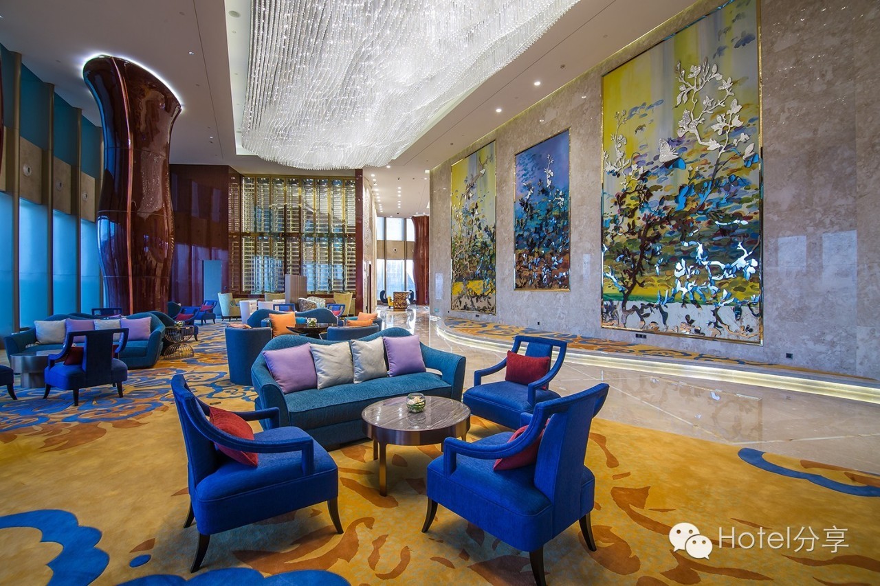 贵阳亨特索菲特酒店旁高楼,贵阳索菲特亨特酒店