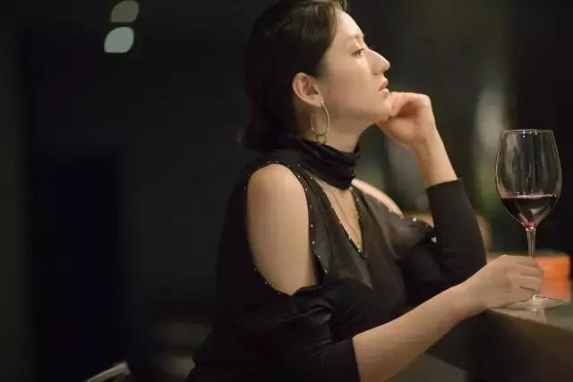 卖酒工作需要做些什么呢,卖酒的叫什么职业