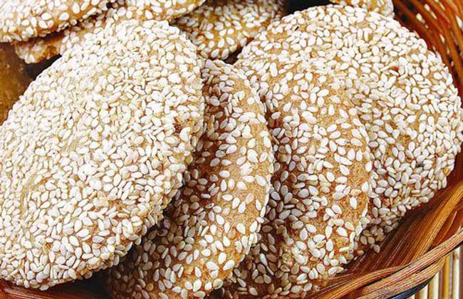 15岁斑秃中医辨证论治,21岁男生斑秃可以自愈吗