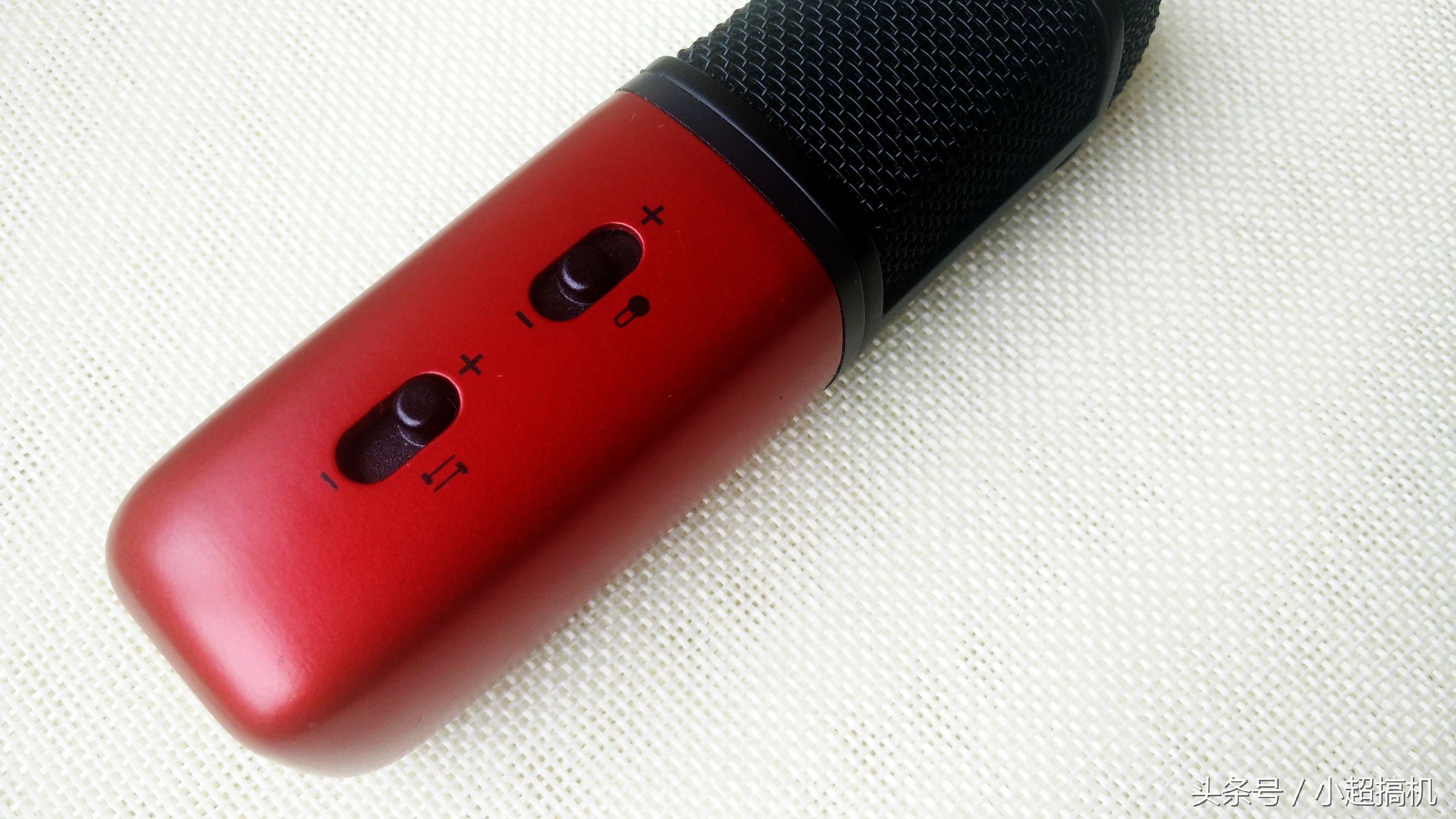 唱吧麦克风c1唱歌测评,k歌一体麦克风测评红黑榜