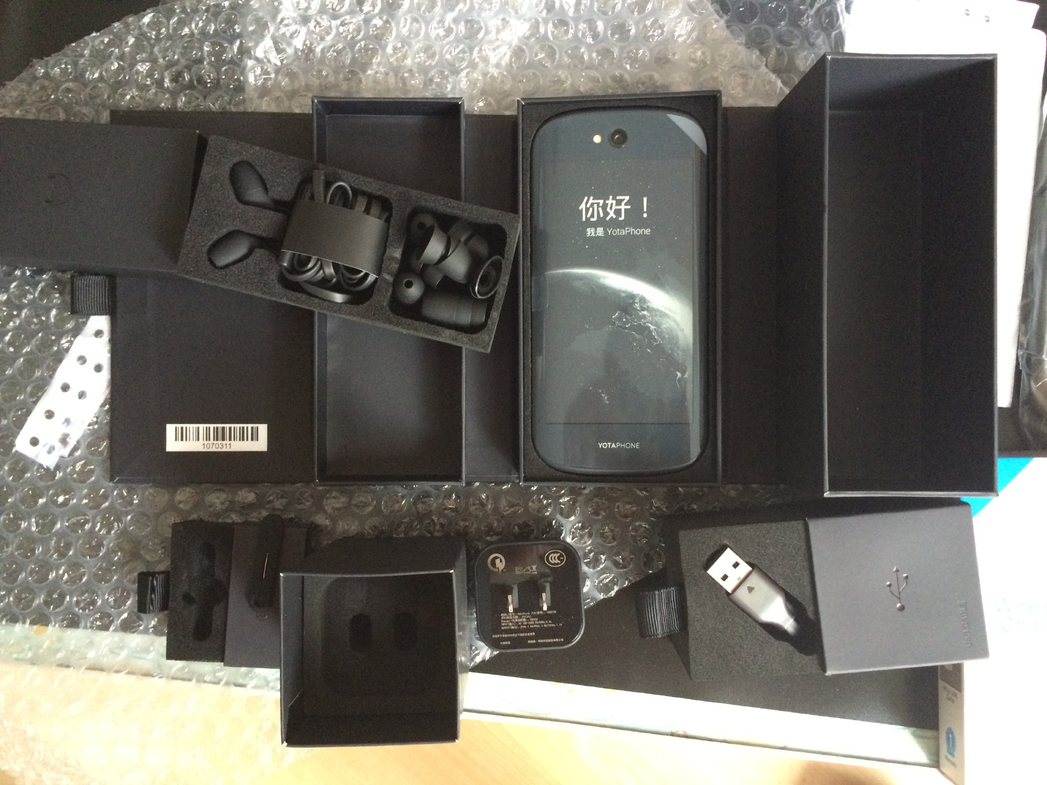 yotaphone2鍥界ぜ,yotaphone鍥界ぜ