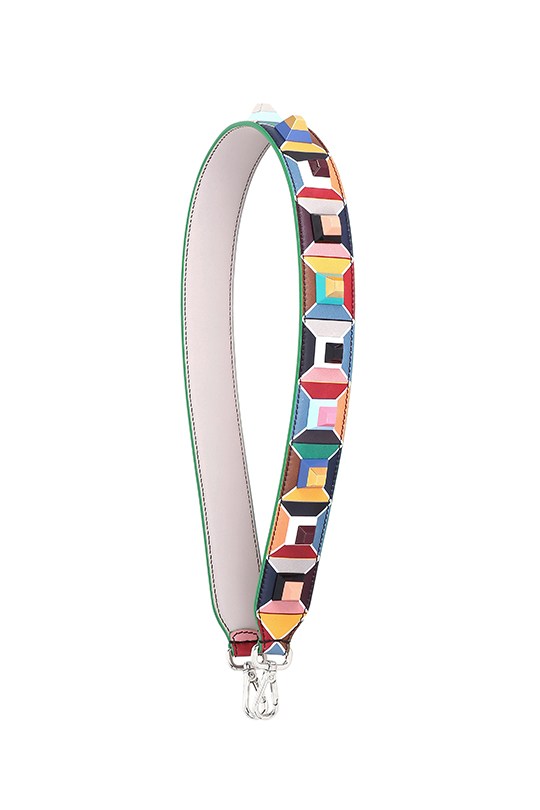 fendi2022秋季高级时装珠宝定制系列,fendi简洁大方华丽饰品组合套装