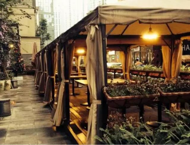 在这里过个周末，朋友都以为我出了国