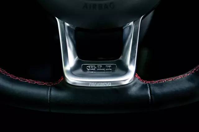 一汽大众速腾gli测评,试驾速腾gli