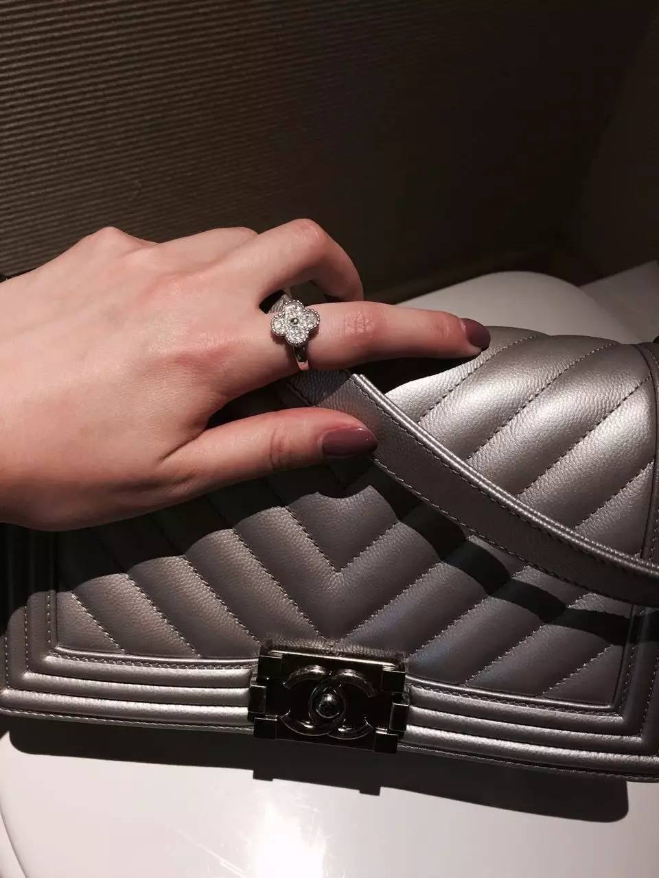 晒包包,晒包包的正确方法