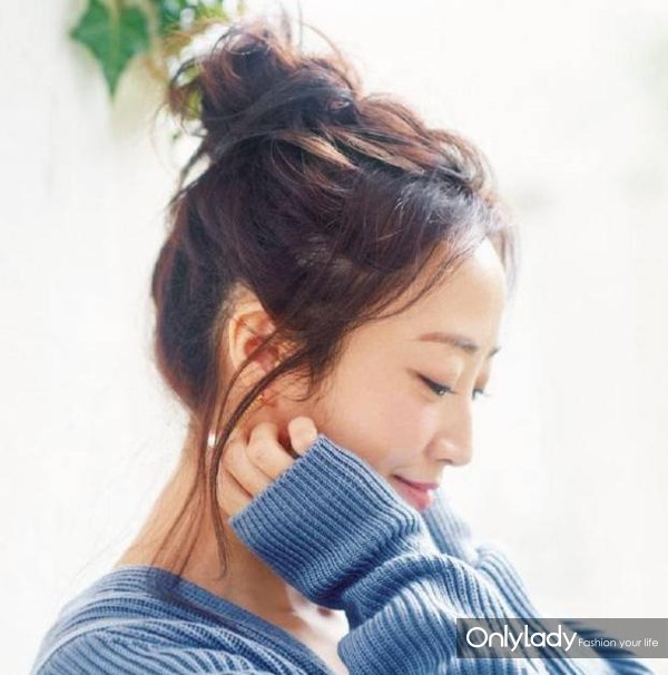 日本妹子的头发怎么扎,日本女生打理发型教程