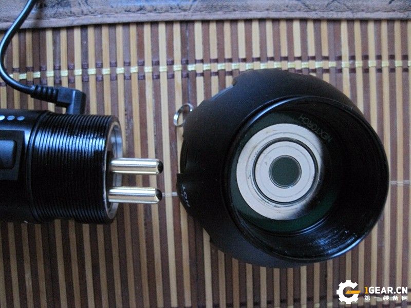 纳丽德圣火11超强光手电,纳丽德圣火30v2.0流明充电手电