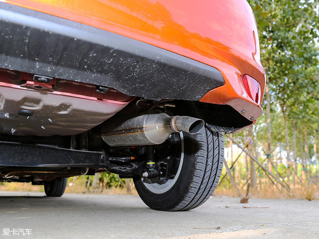 yarisl致炫试驾,最新款yarisl致炫试驾