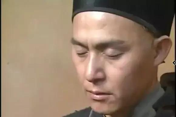 同叫张国强，一个是王宝强连长，一个是李若彤表哥