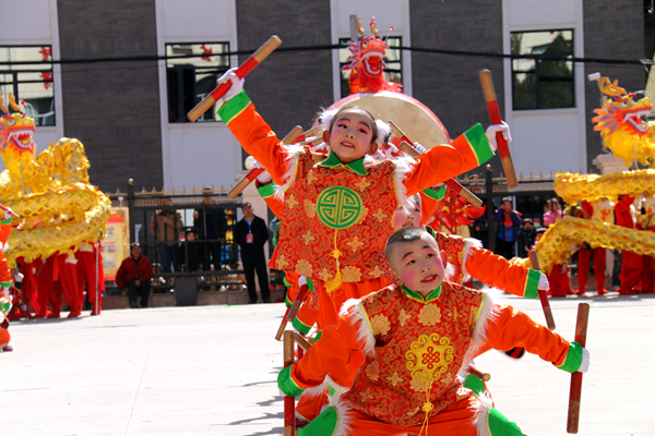 文化“大戏”唱红延河畔——延长县文化建设工作纪实