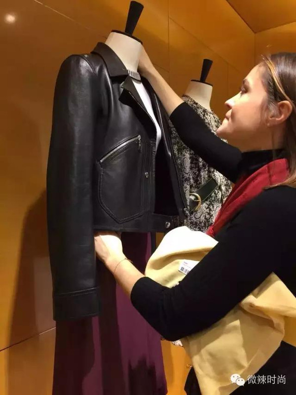 学法国贵妇妆,学学优雅女人的穿衣经