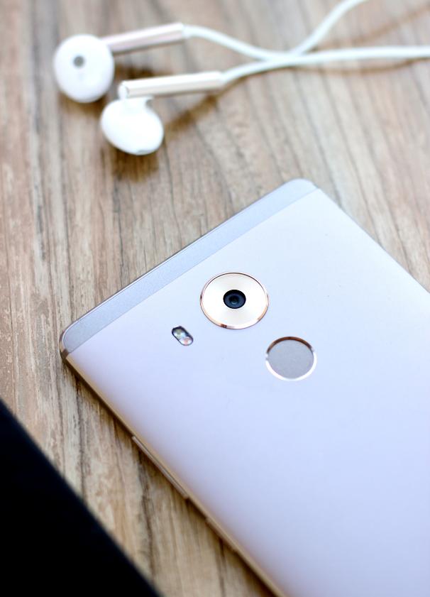 大屏华为mate8性能依旧坚挺,华为mate8经典