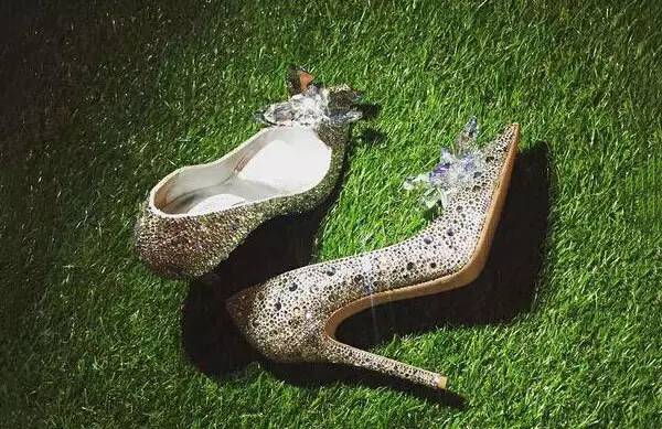 原来大牌最爱合作迪士尼哪些限量款俘获了你的少女心？