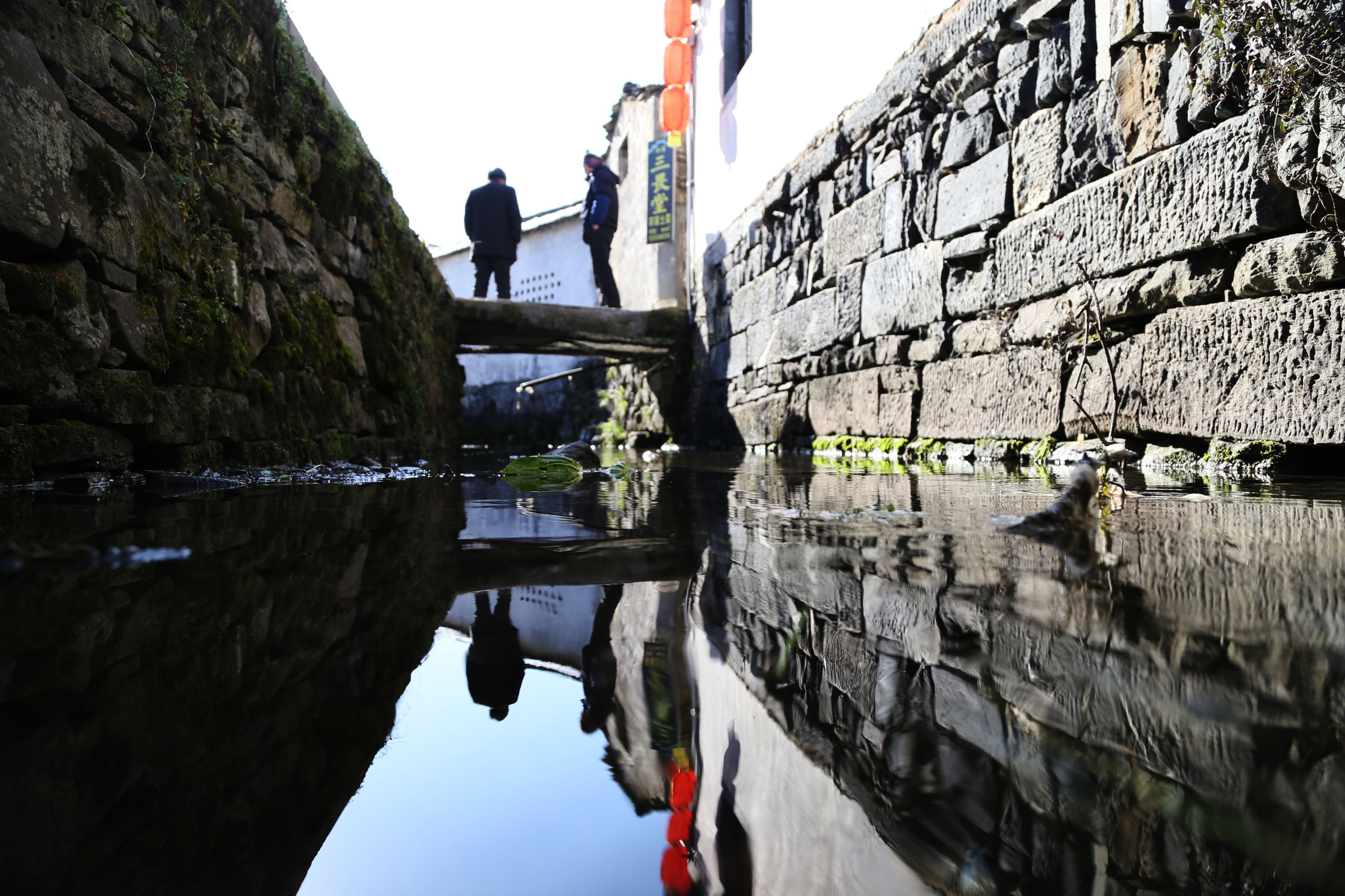安徽风情小镇的徽州西递,梦回徽州下一句