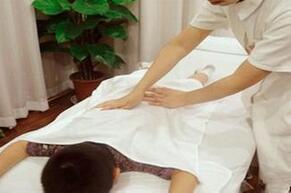 按摩养生到底按哪里按摩如何缓解常见病