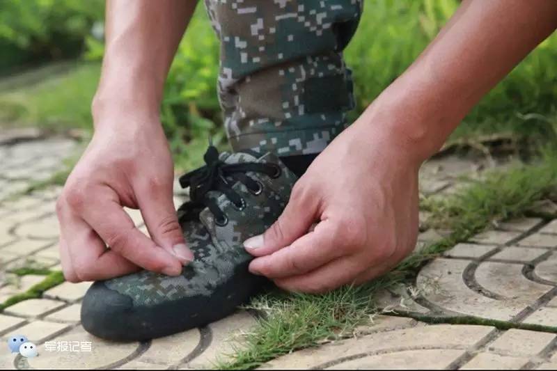 3515新式迷彩鞋男透气轻便跑鞋,新式迷彩鞋户外训练防滑登山鞋