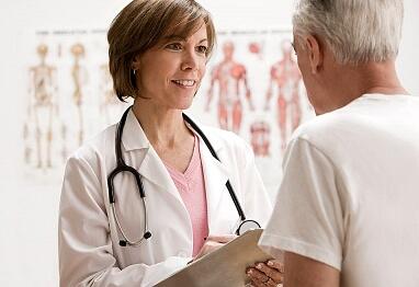 青春痘中医辨证与治疗,青春痘和白癜风哪个严重