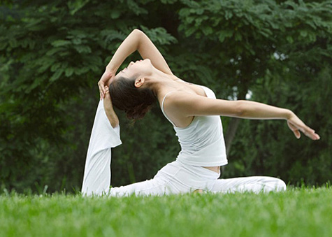 瑜伽瘦腿改善o型腿,瑜伽瘦腿六个简单易学的减肥动作