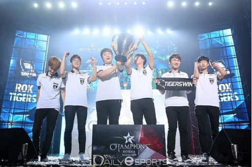 英雄联盟s6全球总决赛解说faker,哪一年lpl战胜了faker队夺冠