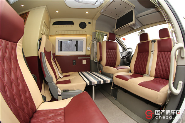 福特房车30万左右小型房车,房车价格30万房车漂亮