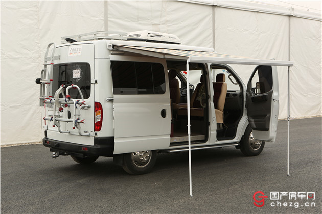 福特房车30万左右小型房车,房车价格30万房车漂亮