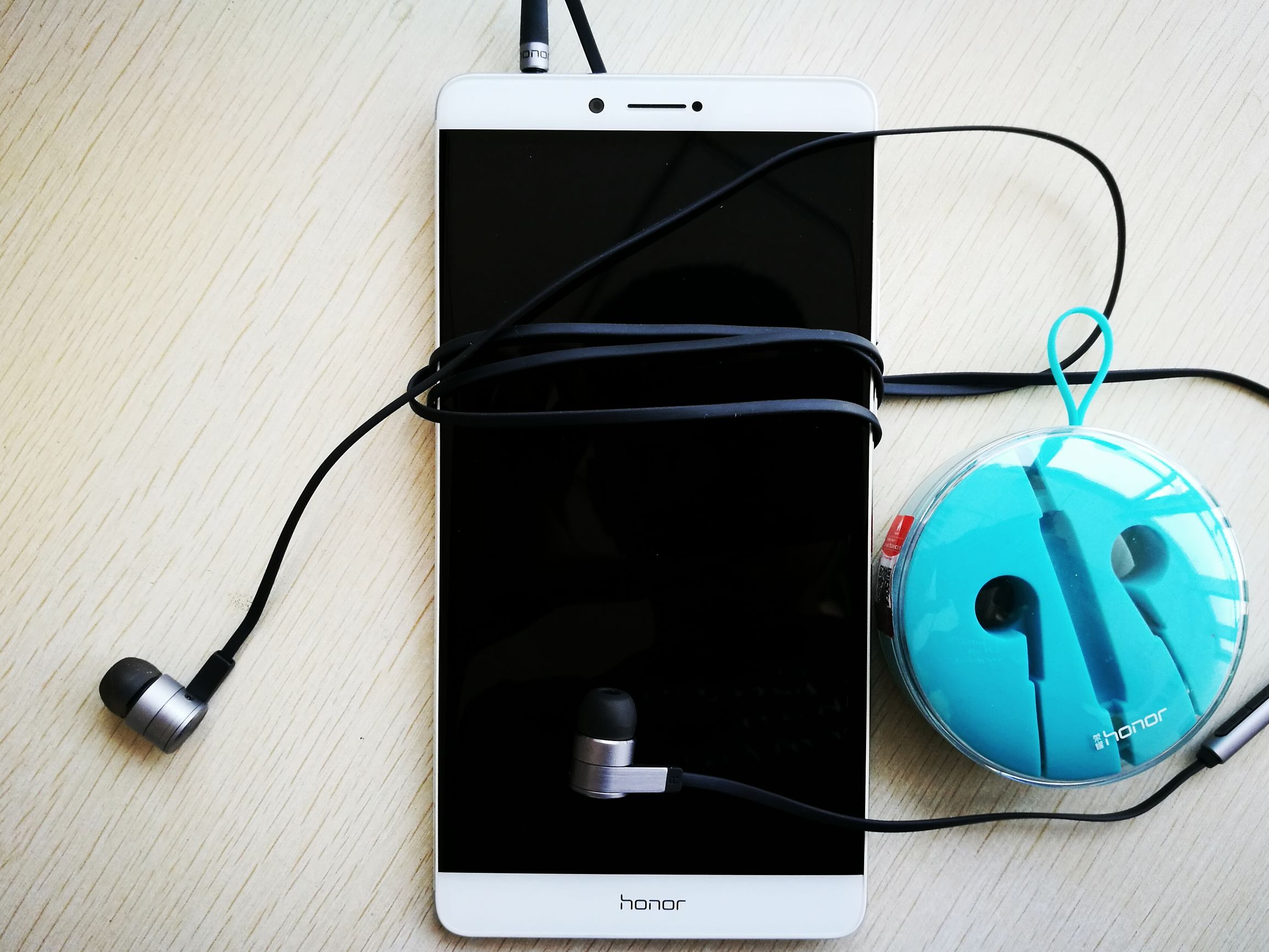 华为荣耀引擎耳机2好吗,荣耀引擎耳机二代物理调音