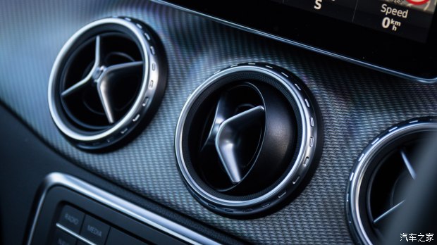 再入门也是个奔驰奔驰GLA180试驾