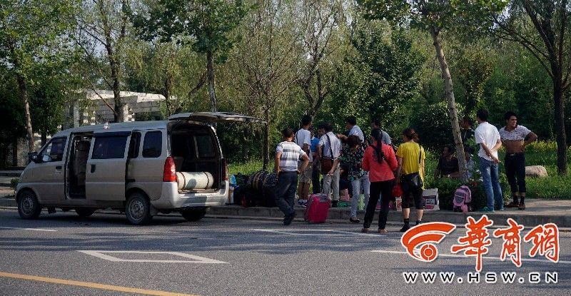 火车站票务咨询电话,火车站售票口卖客车票的靠谱吗