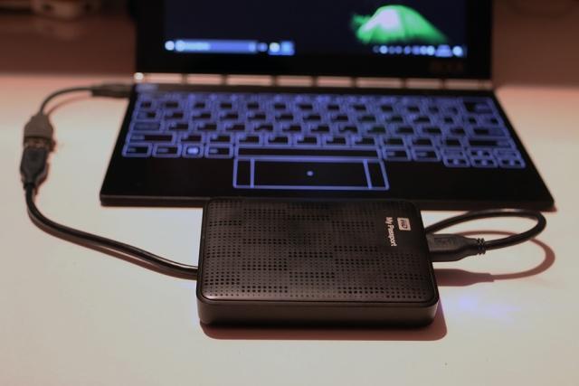 联想把30多年的笔记本键盘颠覆了,取消按键还能在上面画画