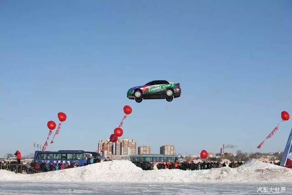 姹熸樊姹借溅鍚堜綔瑙嗛,姹熸樊姹借溅鍚堜綔缁撴潫