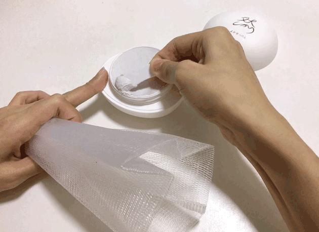 火山泥真的能清洁毛孔吗,用火山泥洗脸再用洗面奶