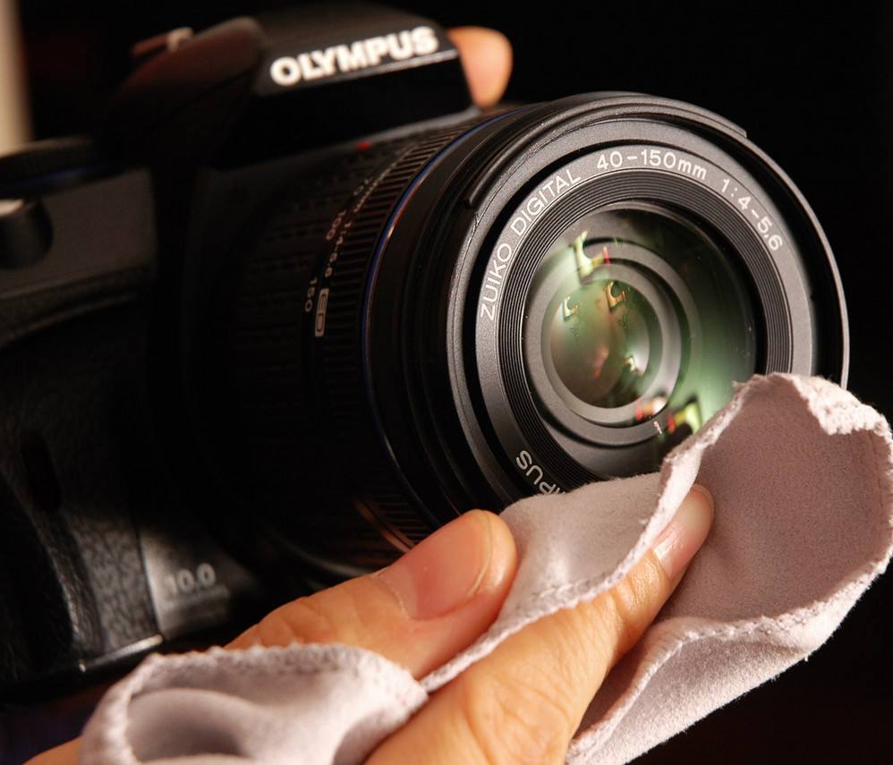 相机镜头怎么防止灰尘,相机镜头内部进灰怎么处理