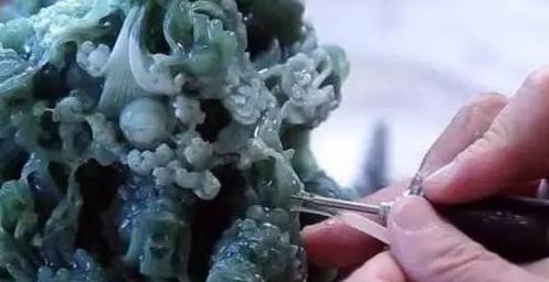 新发现和田玉矿,和田玉新玉矿