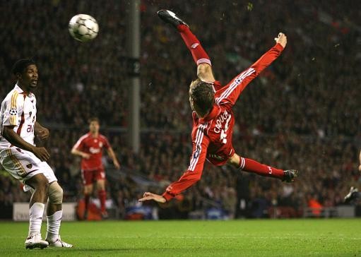 足球运动膝关节损伤康复,足球运动员有胫骨骨膜炎