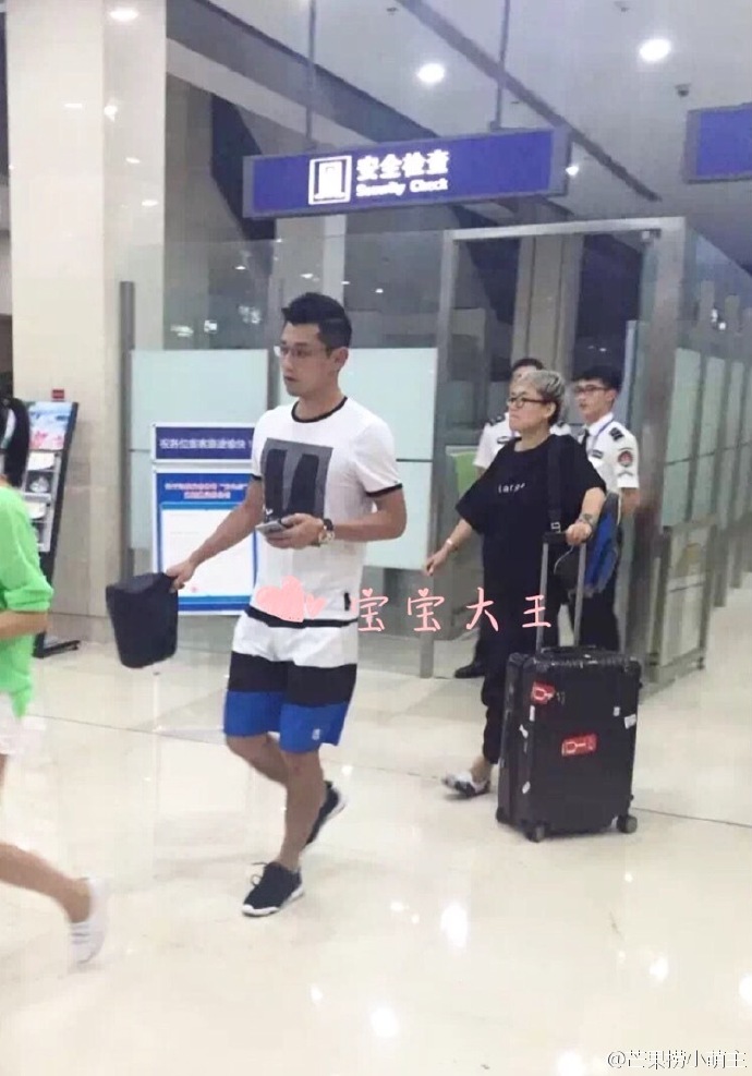 张继科泥石流完整版,张继科最新衣服