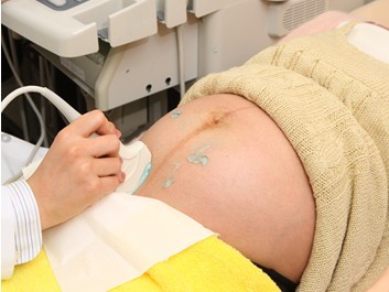 孕期38周的妈妈需要注意的事项,38周岁产检是做无创还是羊水穿刺