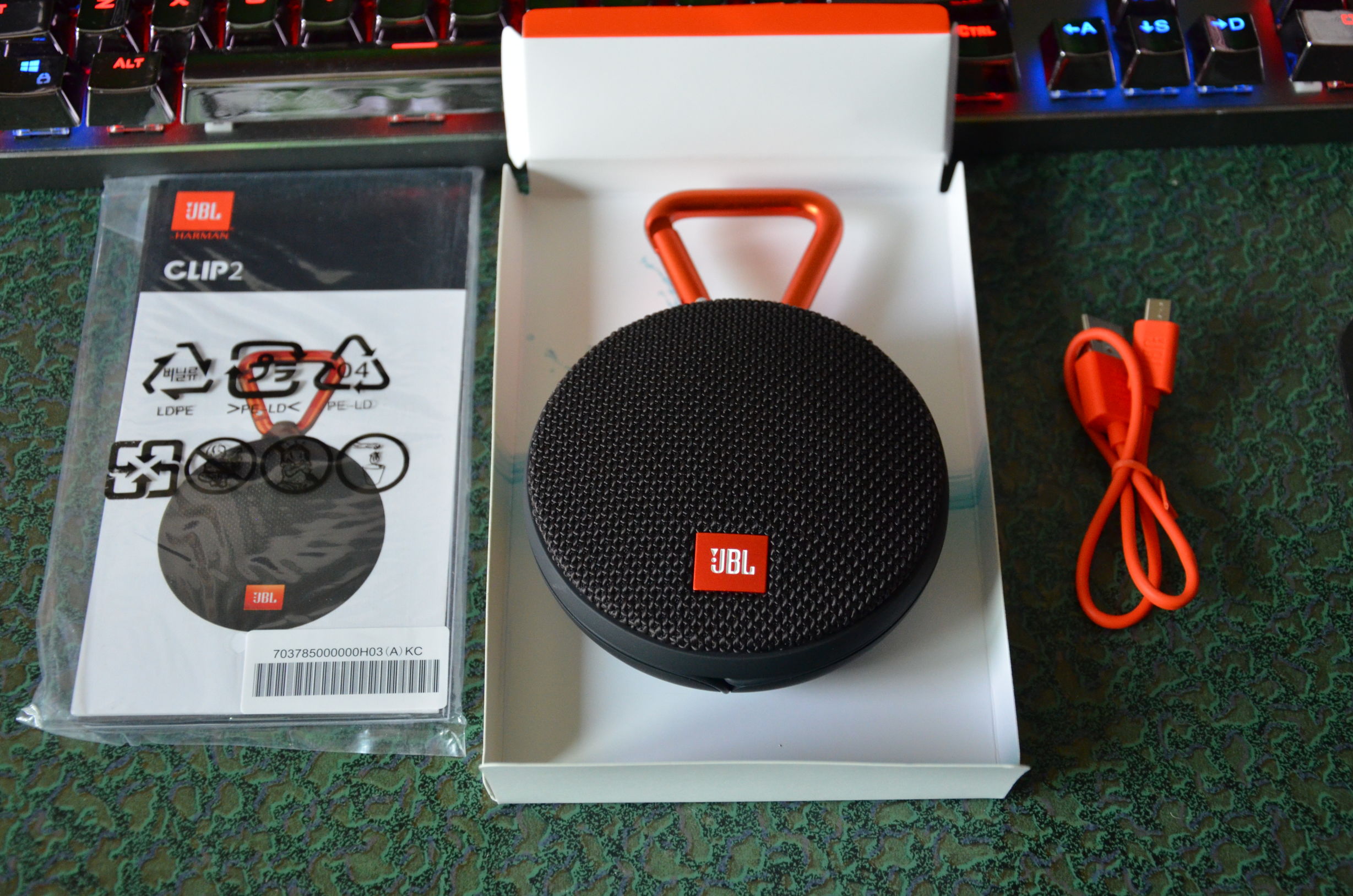 jbl迷你小音箱clip2拆解,jbl蓝牙音响clip2怎么样