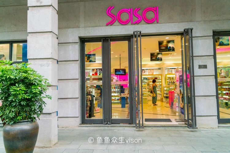 世界上最长的商业街在哪里,世界上最长步行街是哪个国家