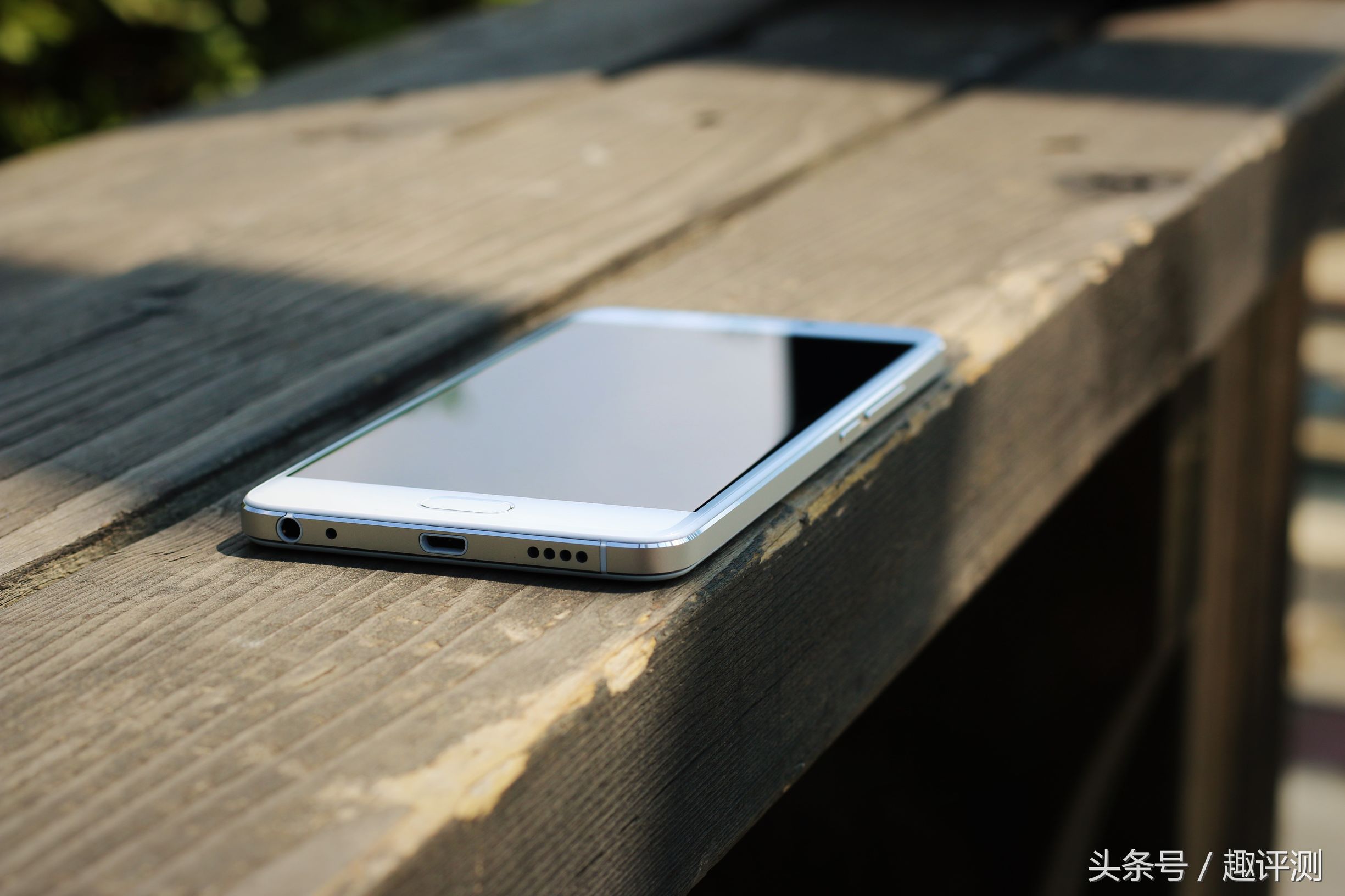 魅族u20和魅蓝5,魅族u20跟魅蓝6