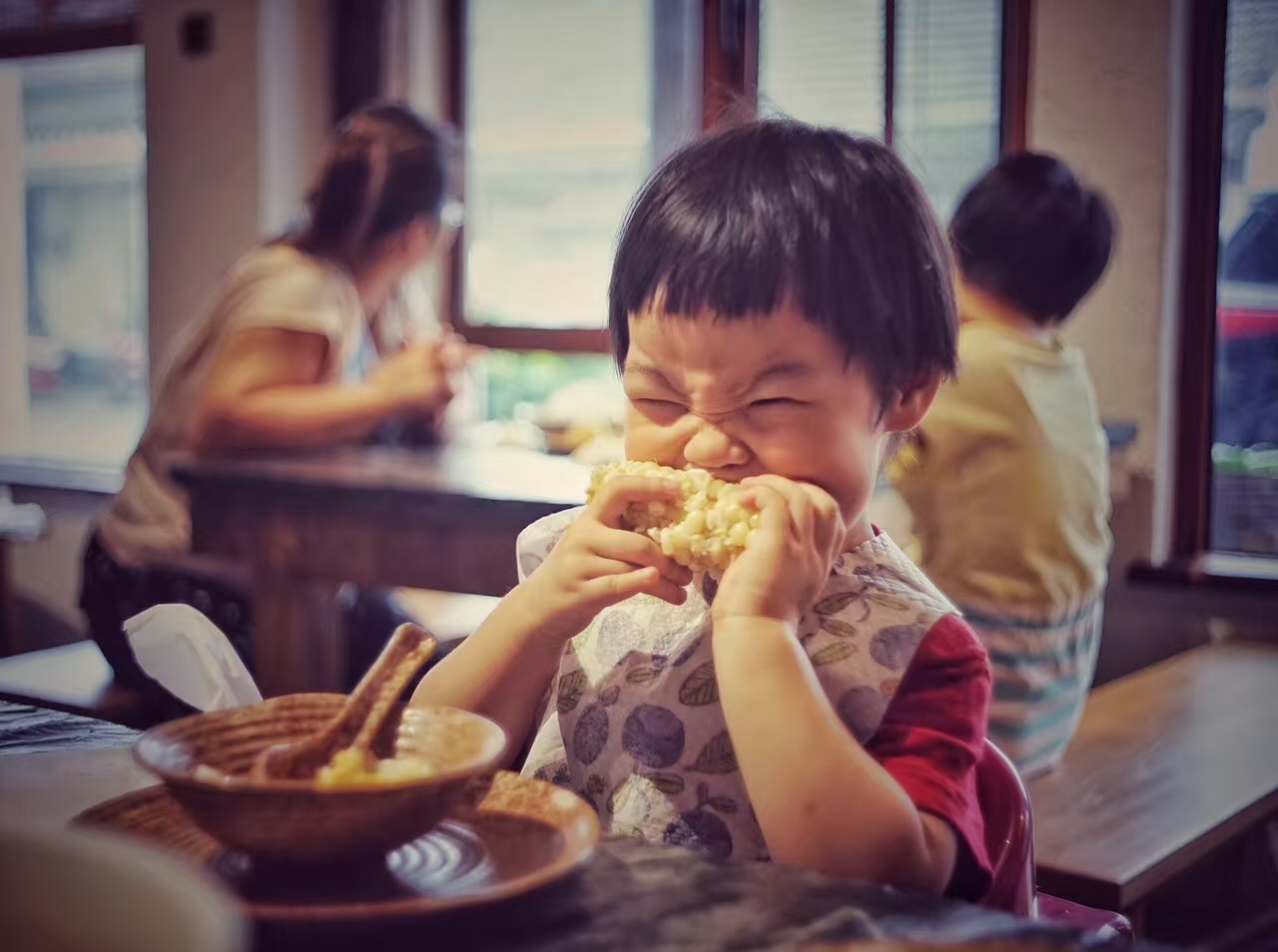 放慢脚步陪伴孩子,带娃慢慢悠悠的旅游