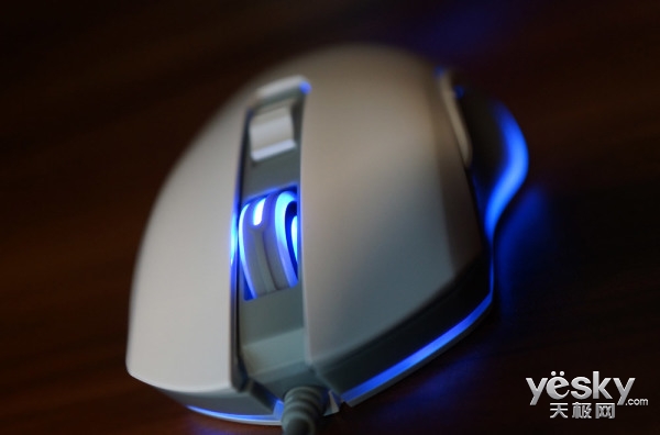 达尔优em905鼠标亮红灯,达尔优em915游戏鼠标6000dpi