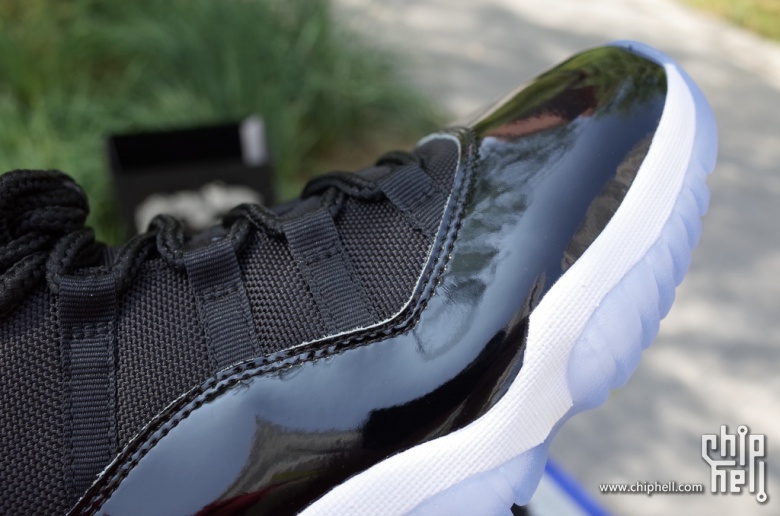 货王！国内土豪论坛惊现全新大灌篮AirJordan11“SpaceJam”上脚