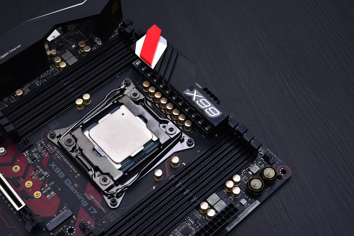 x99平台和8代酷睿,x99平台最强i7